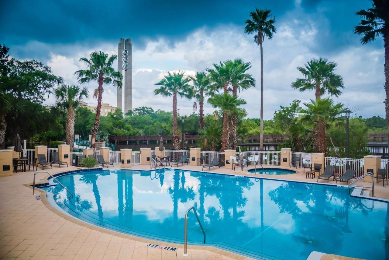 Hotel Hilton St. Petersburg Carillon Park Extérieur photo